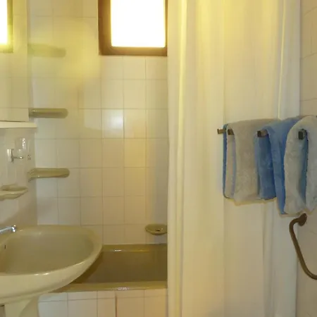 Labdarozsa Apartmanhouse * Fonyod