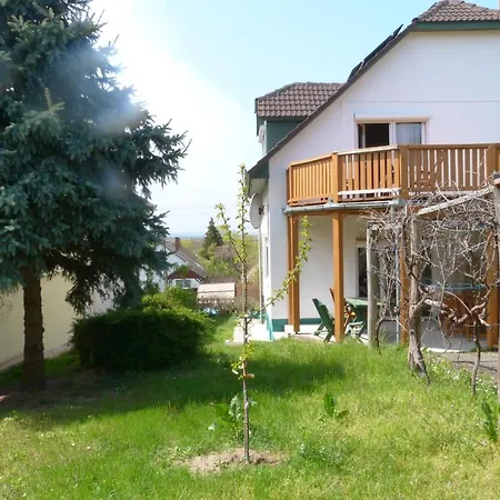 Labdarozsa Apartmanhouse Apartment Fonyod